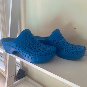 Dansko Die Cut Blue Clogs